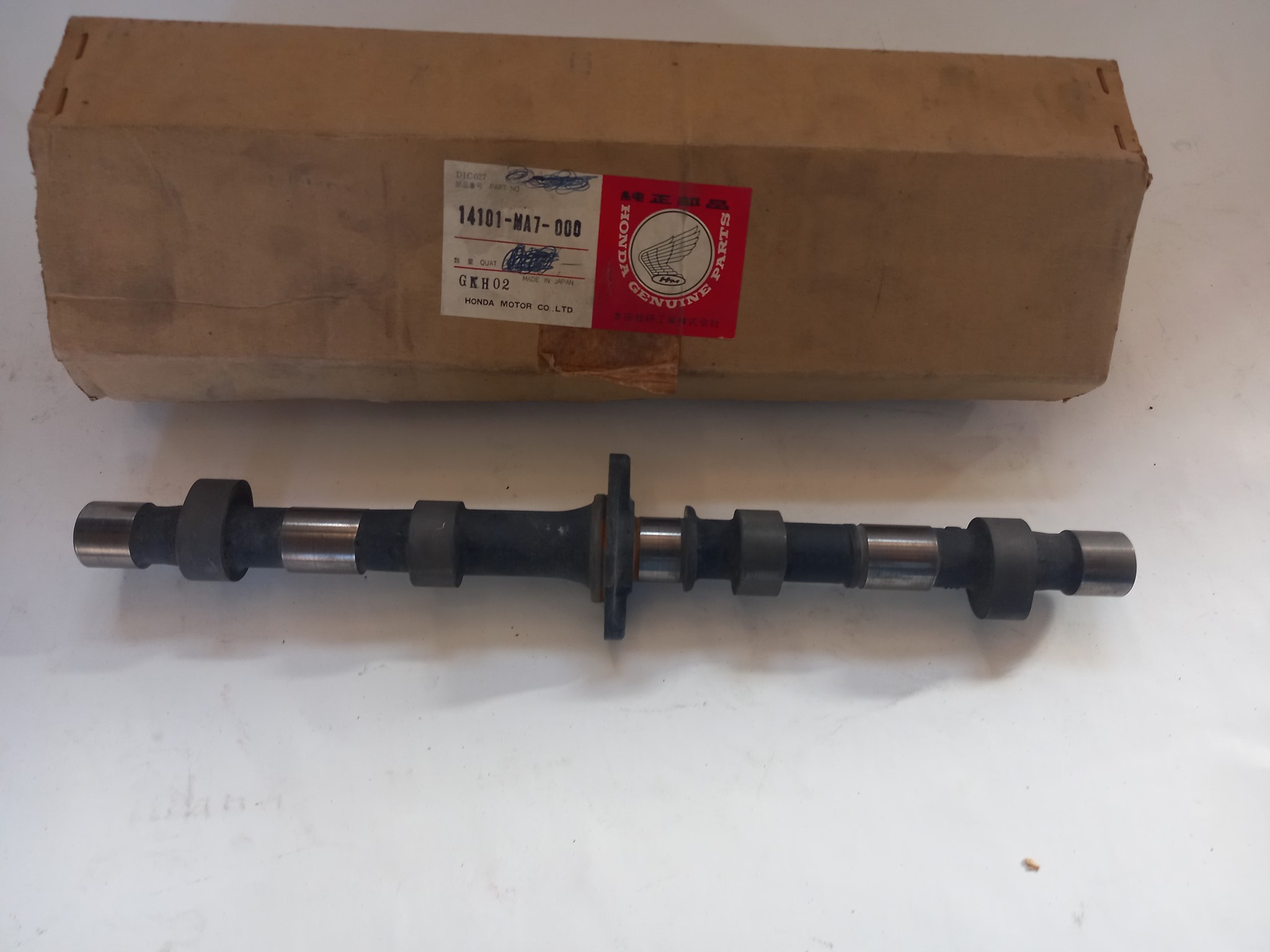 Picture of Honda  NOCKENWELLE  14101-MA7-000
